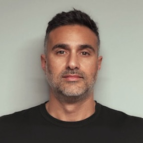 Armen Momejian